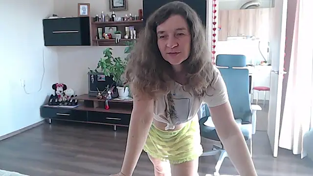 Snapshot of SofiaBoone chatting on February 24, 2026, 8:45 am SofiaBoone online show from February 24, 2026, 8:45 am