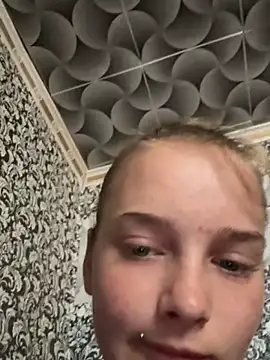 Snapshot of Barbika19 chatting on June 21, 2026, 10:40 am Barbika19 online show from June 21, 2026, 10:40 am