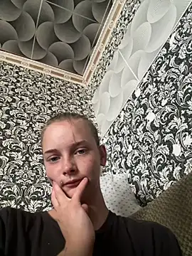 Snapshot of Barbika19 chatting on July 15, 2026, 12:10 pm Barbika19 online show from July 15, 2026, 12:10 pm