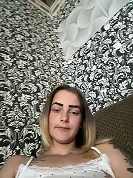 Snapshot of Barbika19 chatting on July 25, 2026, 2:47 pm Barbika19 online show from July 25, 2026, 2:47 pm