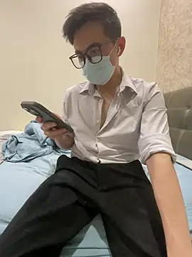 Snapshot of YourBoYyyyyyyy chatting on June 30, 2026, 11:22 am YourBoYyyyyyyy online show from June 30, 2026, 11:22 am