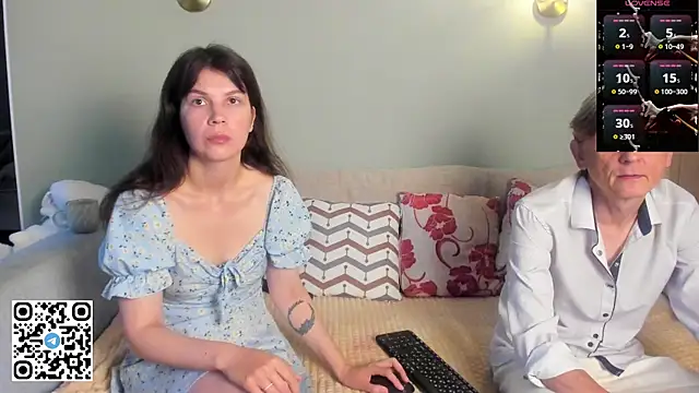 WeliosCouple online show from July 24, 2026, 7:06 am