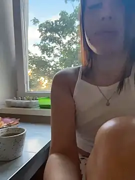 Lira Fayeee online show from June 12, 2026, 3:05 am