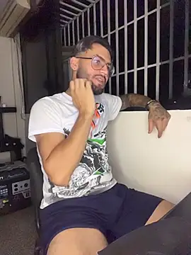 thedragonboyxxx online show from July 11, 2026, 3:53 am