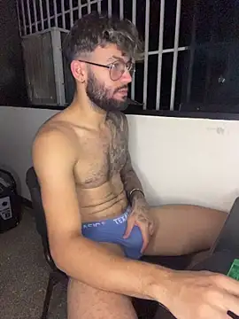 thedragonboyxxx online show from July 19, 2026, 6:06 am