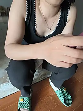 Sweet-Berryy online show from June 6, 2026, 11:31 pm