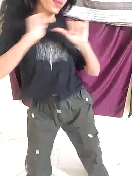 Snapshot of Anjali680 chatting on April 2, 2026, 1:53 pm Anjali680 online show from April 2, 2026, 1:53 pm