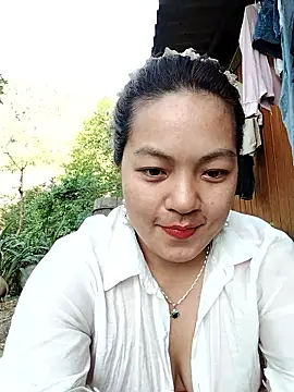 Lucky cutee online show from May 14, 2026, 12:06 am