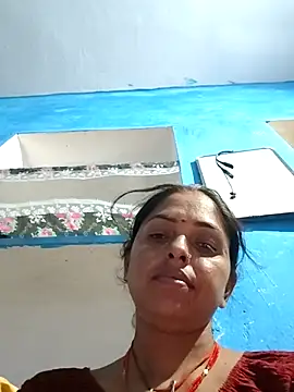 Snapshot of Mahima_rani34 chatting on May 2, 2026, 8:03 pm Mahima rani34 online show from May 2, 2026, 8:03 pm