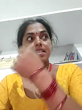 Snapshot of Mahima_rani34 chatting on June 2, 2026, 10:23 pm Mahima rani34 online show from June 2, 2026, 10:23 pm