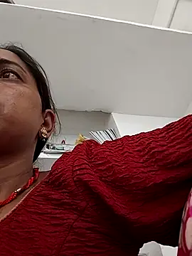 Snapshot of Mahima_rani34 chatting on July 18, 2026, 8:40 am Mahima rani34 online show from July 18, 2026, 8:40 am