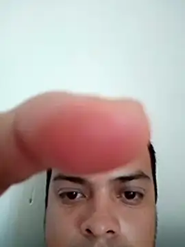 soytorres92 online show from April 6, 2026, 4:08 pm