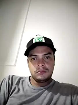 soytorres92 online show from July 14, 2026, 1:08 am