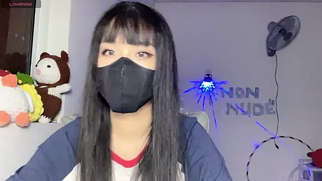Snapshot of Tieu-May chatting on July 18, 2026, 9:51 pm Tieu-May online show from July 18, 2026, 9:51 pm