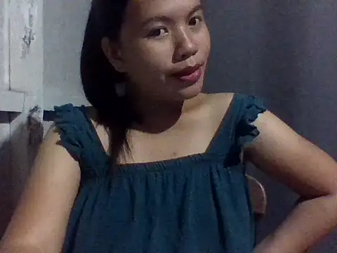 Snapshot of sweetprinces08 chatting on April 1, 2026, 12:17 pm sweetprinces08 online show from April 1, 2026, 12:17 pm