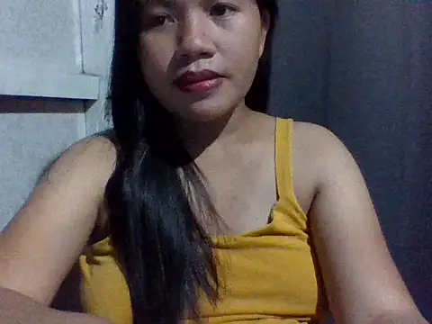 Snapshot of sweetprinces08 chatting on April 22, 2026, 11:45 am sweetprinces08 online show from April 22, 2026, 11:45 am