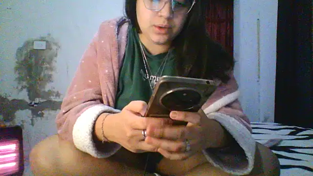 dulce marrr online show from May 17, 2026, 10:17 pm