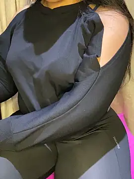 Snapshot of Lina_Velvet_ chatting on February 1, 2026, 5:22 pm Lina Velvet online show from February 1, 2026, 5:22 pm