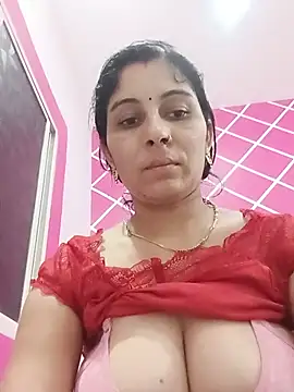 Snapshot of Hot_ree85 chatting on July 1, 2026, 2:24 am Hot ree85 online show from July 1, 2026, 2:24 am