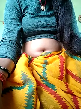 Snapshot of Queen_chayna chatting on May 3, 2026, 3:12 am Queen chayna online show from May 3, 2026, 3:12 am