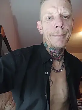 Der Schoene Penis online show from June 3, 2026, 8:14 pm