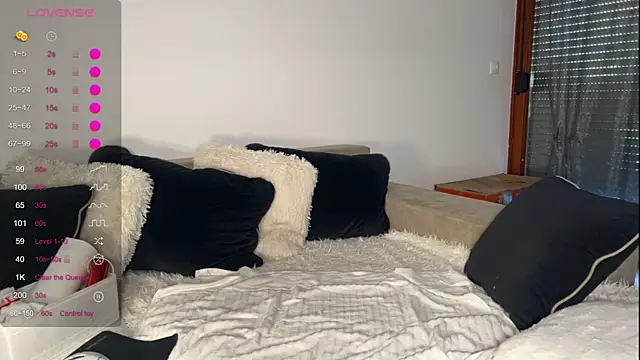 NatashaRedX online show from April 24, 2026, 9:12 am