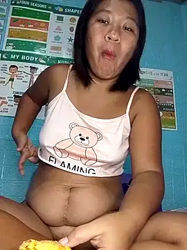 Snapshot of hel_lavente chatting on June 15, 2026, 11:18 pm hel lavente online show from June 15, 2026, 11:18 pm