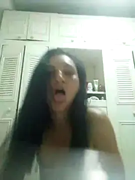Snapshot of mariana_santacoloma chatting on May 25, 2026, 7:58 am mariana santacoloma online show from May 25, 2026, 7:58 am
