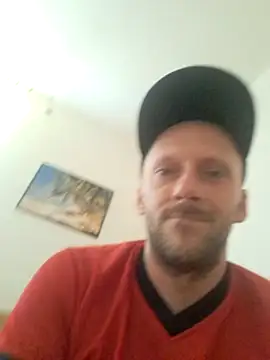 YeahDaynight2 online show from August 5, 2026, 12:52 pm