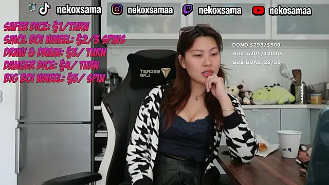 Snapshot of nekoxwaifu chatting on April 26, 2026, 2:37 pm nekoxwaifu online show from April 26, 2026, 2:37 pm