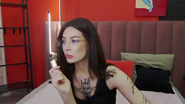 IvyDainty online show from May 10, 2026, 1:22 am