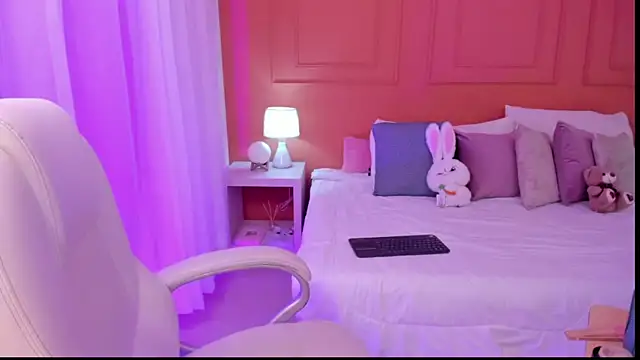 Abriil cutee online show from July 8, 2026, 2:43 pm