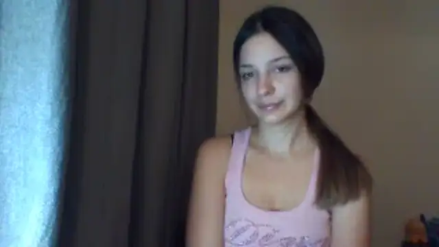 EvelineMagnetic online show from July 28, 2026, 8:52 pm