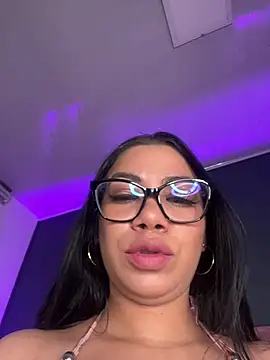 Snapshot of Little_Lexyy chatting on July 8, 2026, 5:34 am Little Lexyy online show from July 8, 2026, 5:34 am