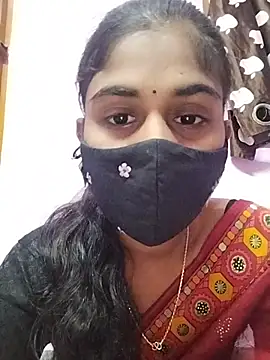 Tamil Hot RoyalQueen online show from April 24, 2026, 4:04 am
