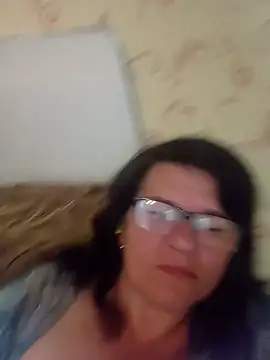 Snapshot of NysiOlsen chatting on July 26, 2026, 8:10 am NysiOlsen online show from July 26, 2026, 8:10 am