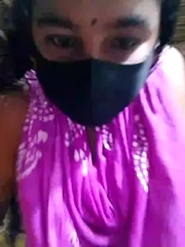 Hot Sweeti online show from June 30, 2026, 5:52 am
