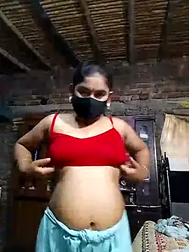 Hot Sweeti online show from July 28, 2026, 9:48 am
