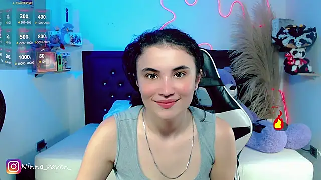Snapshot of AriaDark chatting on July 16, 2026, 9:10 pm AriaDark online show from July 16, 2026, 9:10 pm