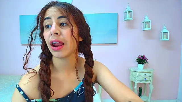 scarlett clyde online show from June 30, 2026, 12:28 pm