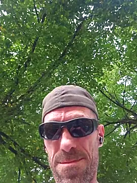 BlnAktivGay online show from July 16, 2026, 2:45 pm