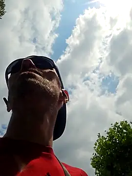 BlnAktivGay online show from July 18, 2026, 10:41 am