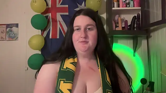 Snapshot of xopeachybaby chatting on July 7, 2026, 7:23 am xopeachybaby online show from July 7, 2026, 7:23 am
