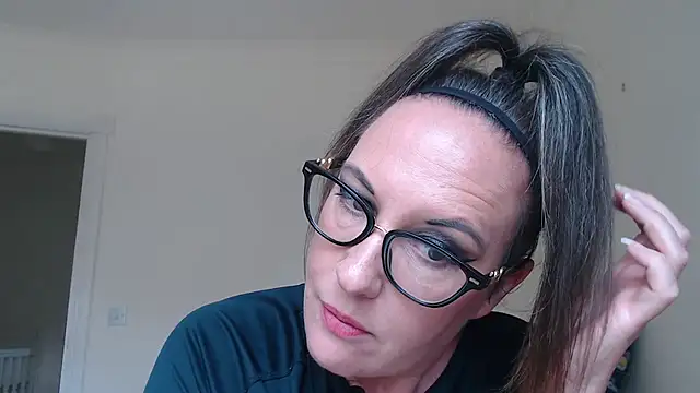 PsychicDominatrix online show from July 25, 2026, 2:36 pm