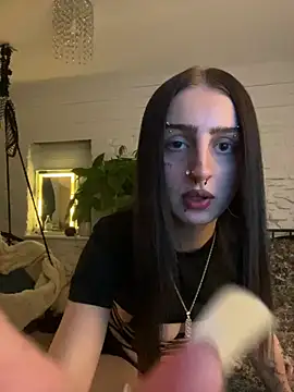 Snapshot of bellaxlauren chatting on June 14, 2026, 9:50 pm bellaxlauren online show from June 14, 2026, 9:50 pm