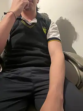 mikahorny online show from February 15, 2026, 10:14 am