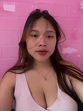 Emxinhka1 online show from May 26, 2026, 2:29 am