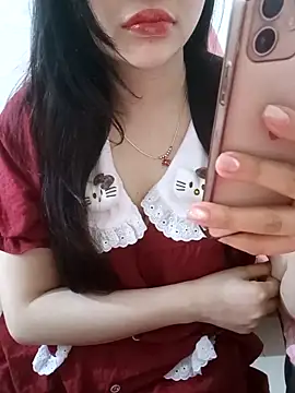 Snapshot of Moe-moex chatting on April 3, 2026, 10:08 pm Moe-moex online show from April 3, 2026, 10:08 pm