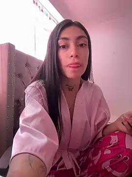 Bonny Eva online show from May 17, 2026, 3:08 pm