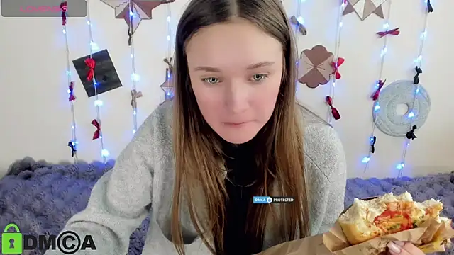 Elina X online show from June 16, 2026, 1:14 pm